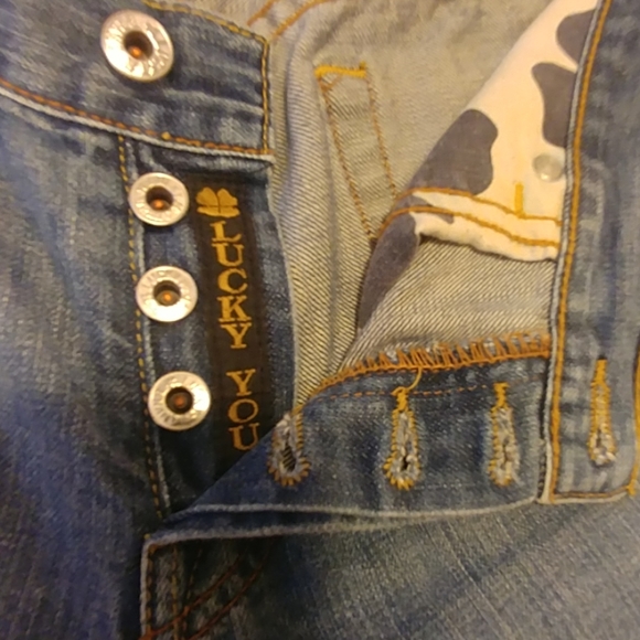 Jeans - Picture 3 of 3